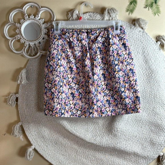 Wild fable floral print skirt with little slit - Picture 5 of 8
